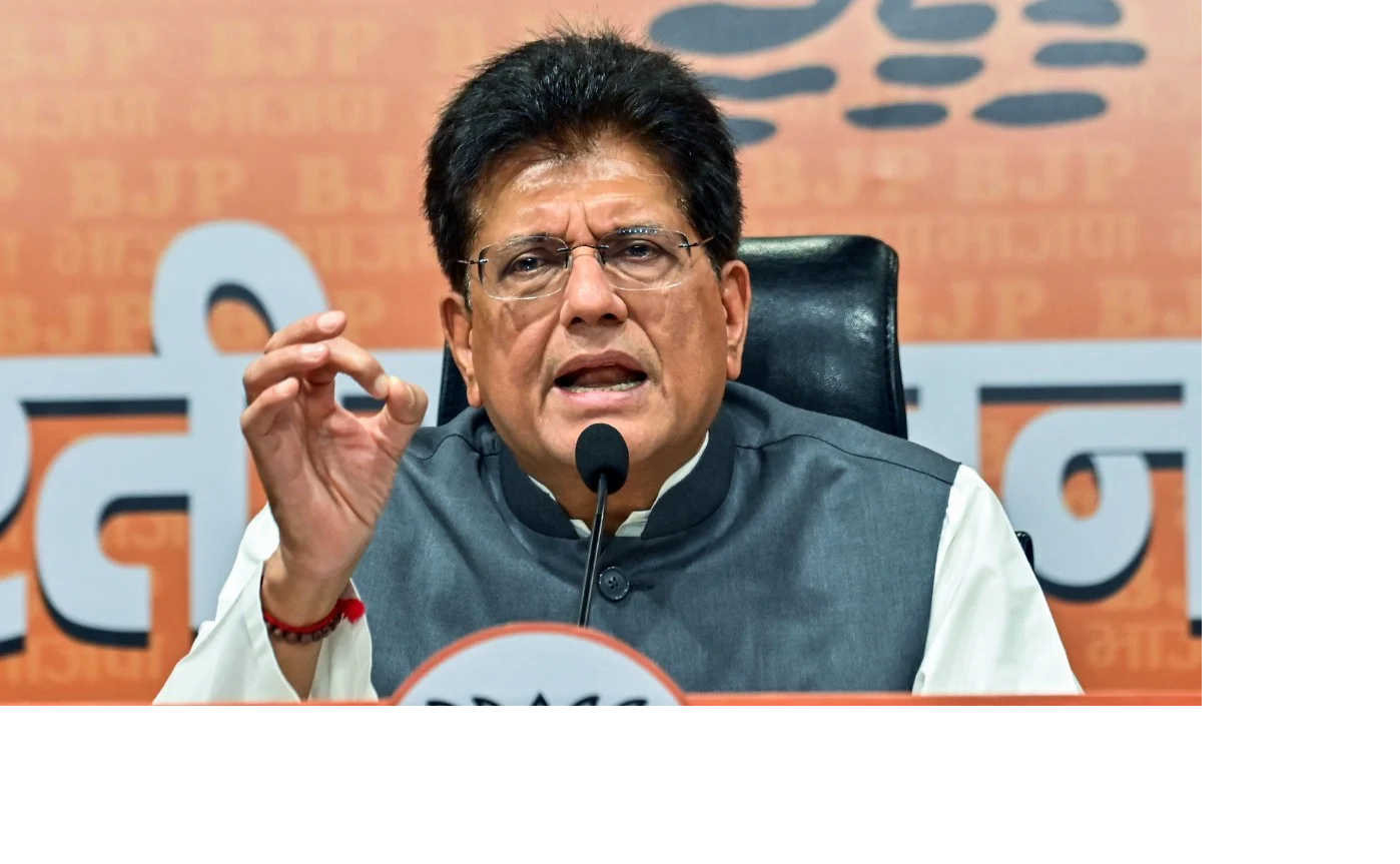 राम मंदिर चंदे को लेकर अखिलेश के आरोपों पर पीयूष गोयल का पलटवार, उन्हें गंभीरता से कोई नहीं लेता