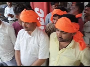 चौबेपुर गौ हत्या, हिंदू संगठनों ने पुलिस को ज्ञापन सौंपा:आरोपियों और दो उपनिरीक्षकों पर कार्रवाई की मांग, 15 जुलाई तक का अल्टीमेटम